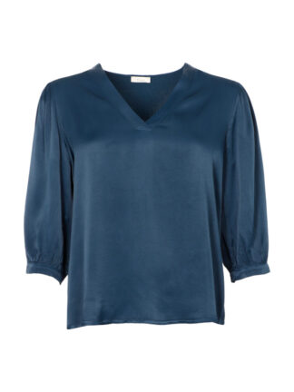 Blus med lyster i storlek 44 och 46.